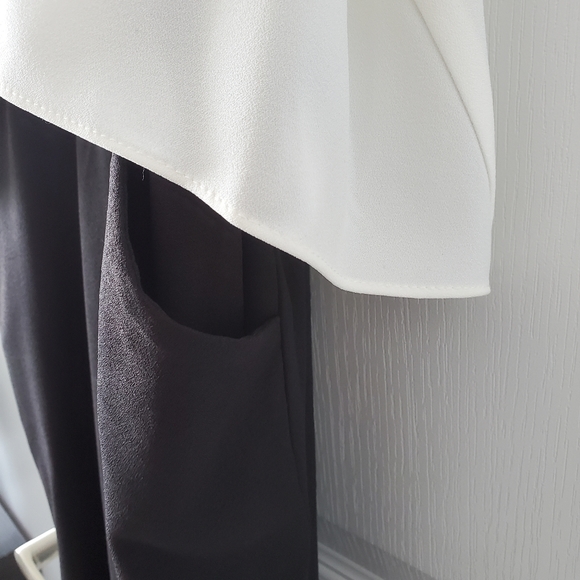 WOMENS WHITE/BLACK HALTER JUMPSUIT - Picture 8 of 12